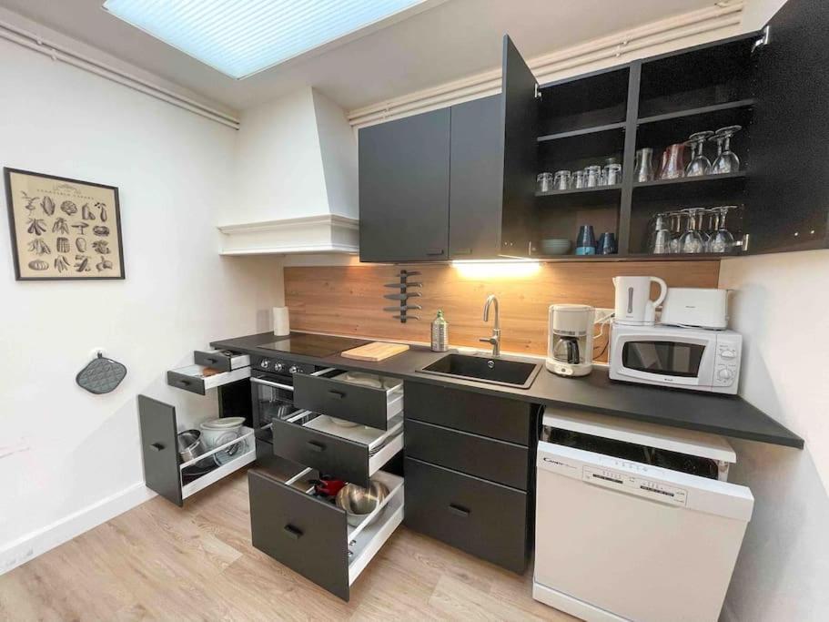 4 Chambres - Grande Maison - Parking - Jardin Amiens Kültér fotó