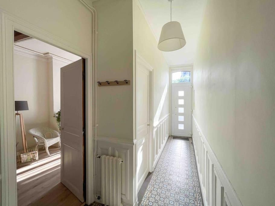4 Chambres - Grande Maison - Parking - Jardin Amiens Kültér fotó
