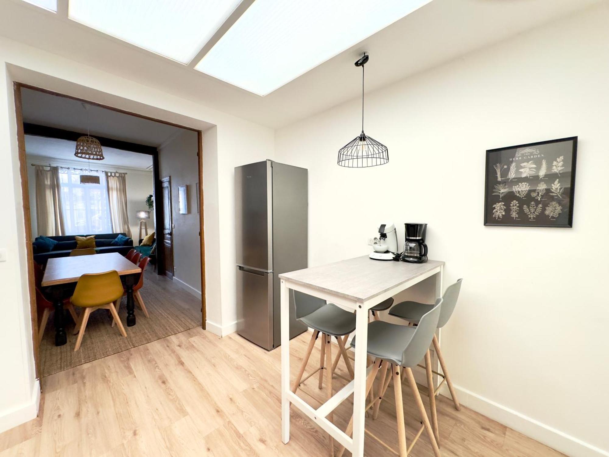4 Chambres - Grande Maison - Parking - Jardin Amiens Kültér fotó