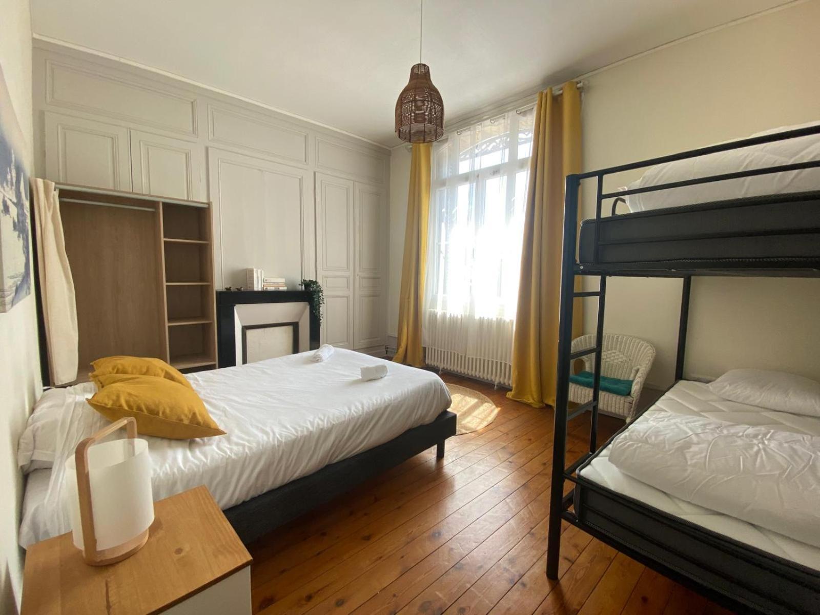 4 Chambres - Grande Maison - Parking - Jardin Amiens Kültér fotó